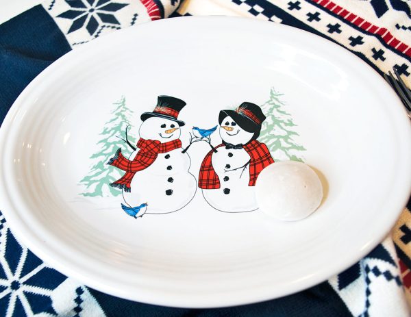 Snowman and Lady 11 5 8 Inch Medium Oval Serving Platter Sale