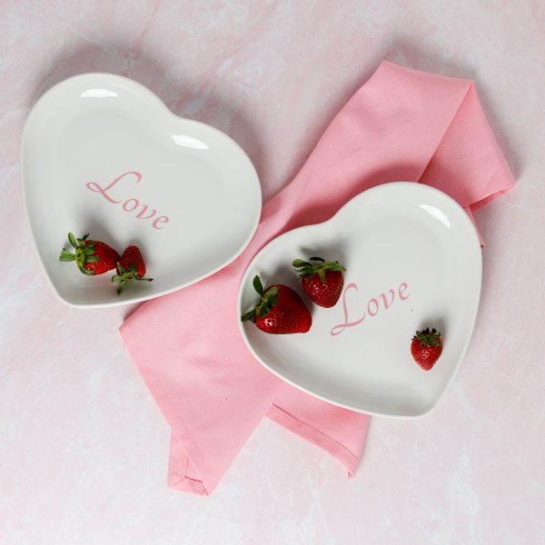 Love 9 Inch Heart Shaped Plate Online now