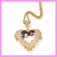 【3-35#】window Heart-shaped Necklace Customizable with photos  for beautiful female and handsome male elegant anniversary birthday For Sale